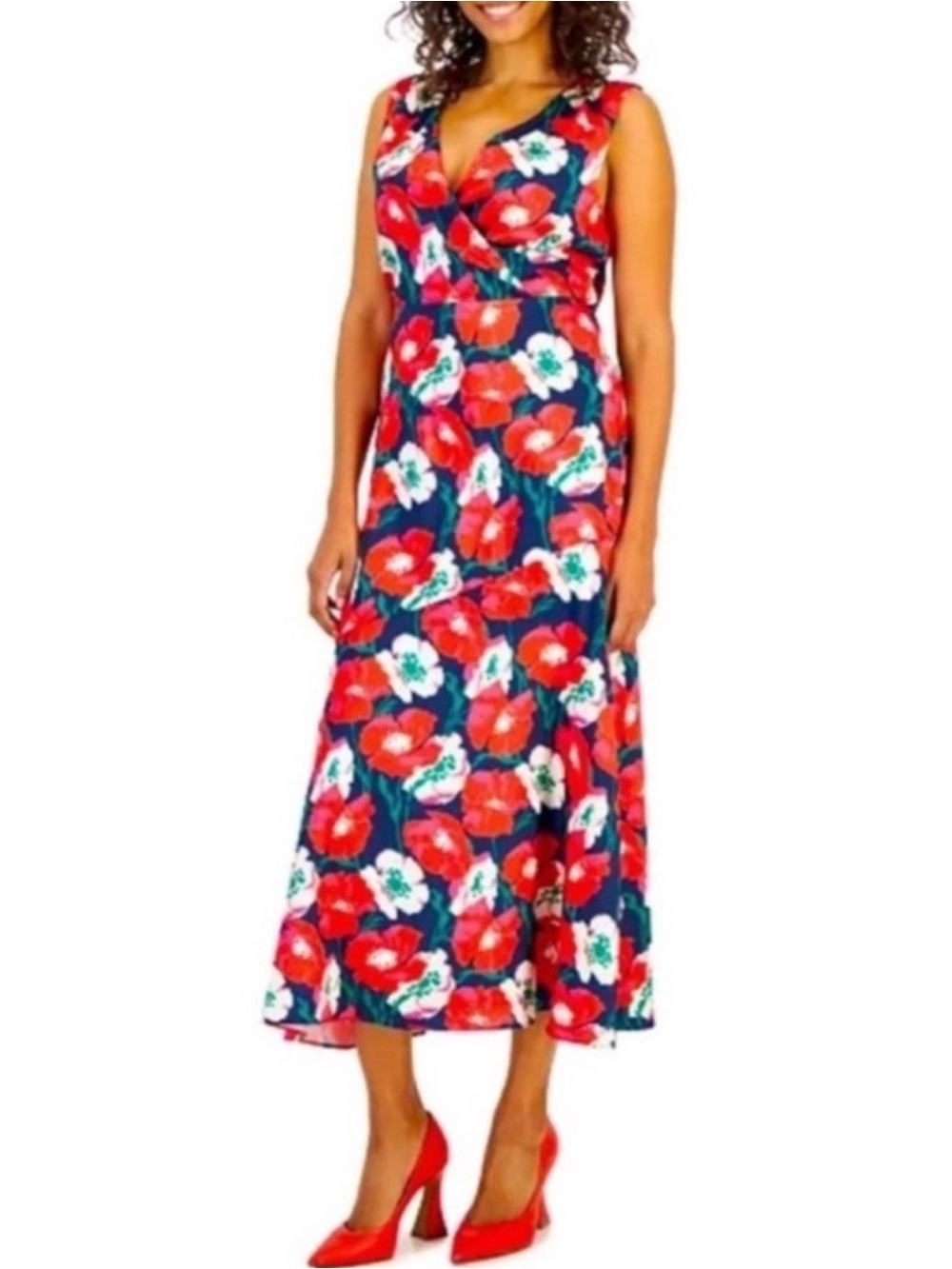 Sam Edelman Floral Poppy Print V neck Maxi Dress
Size 6